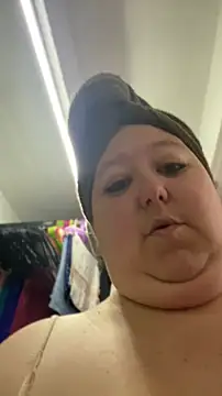 Chloee ep online show from 04/10/26, 12:45