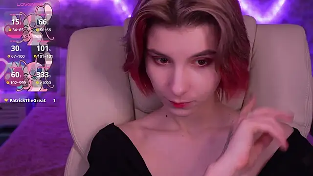 Snapshot of HaylaAmber chatting on 02/26/25, 10:16 HaylaAmber online show from 02/26/25, 10:16