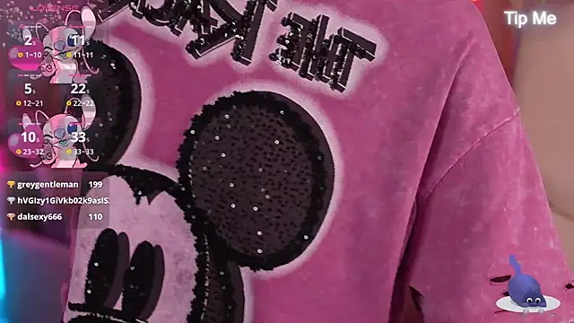 Snapshot of HaylaAmber chatting on 03/15/25, 10:46 HaylaAmber online show from 03/15/25, 10:46