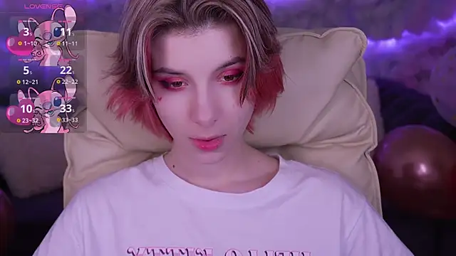 Snapshot of HaylaAmber chatting on 02/15/25, 05:07 HaylaAmber online show from 02/15/25, 05:07