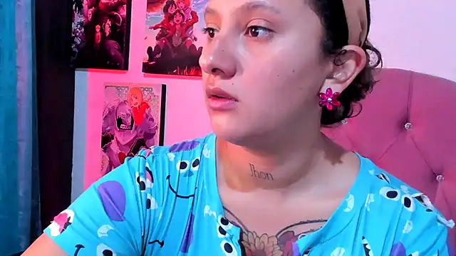 Mila nixon02 online show from 11/14/25, 03:48