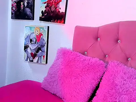 Mila nixon02 online show from 10/31/25, 04:36