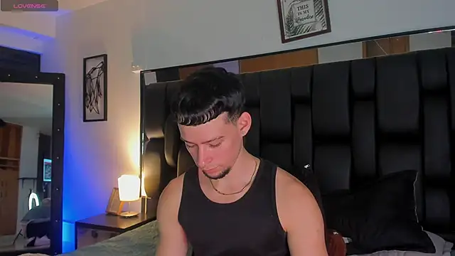 JadeSmiith  online show from 09/17/25, 10:34