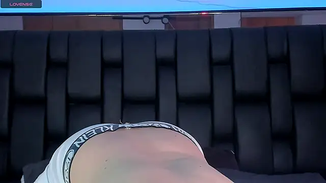 JadeSmiith  online show from 02/14/25, 09:32
