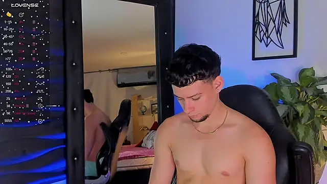 JadeSmiith  online show from 11/11/25, 09:53