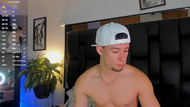 JadeSmiith  online show from 11/26/25, 10:43