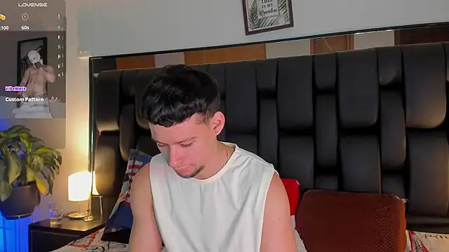 JadeSmiith  online show from 10/18/25, 10:23