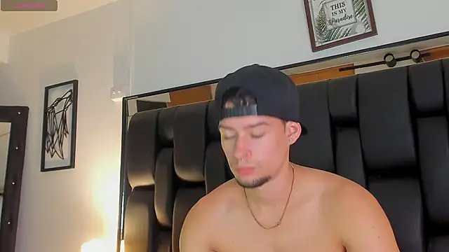 JadeSmiith  online show from 12/19/25, 10:56