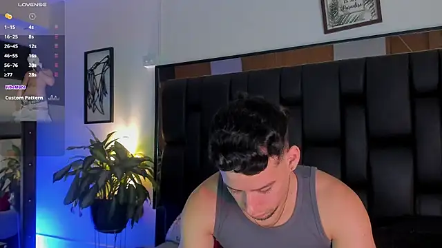 JadeSmiith  online show from 11/29/25, 11:05