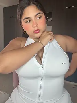 Snapshot of Sarasweet_sex chatting on 06/09/26, 10:11 Sarasweet sex online show from 06/09/26, 10:11