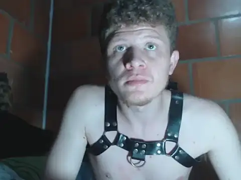 Snapshot of Jacob_vidal4 chatting on 11/16/25, 02:05 Jacob vidal4 online show from 11/16/25, 02:05