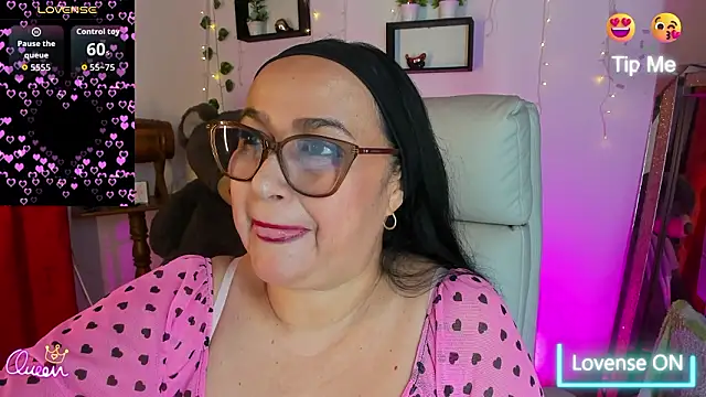 Gia Nahomi online show from 03/05/26, 10:59