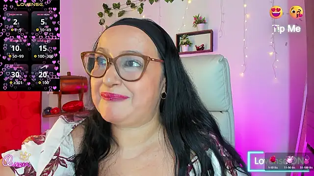 Gia Nahomi online show from 03/28/26, 11:17