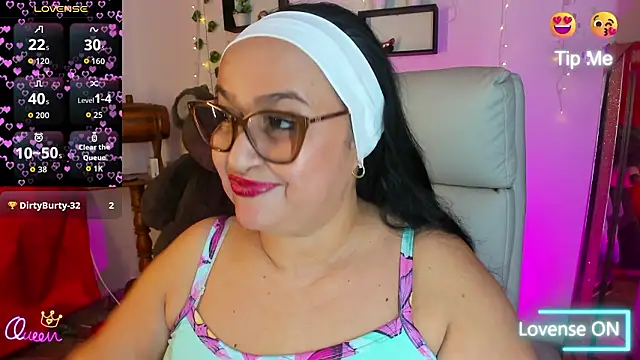 Gia Nahomi online show from 03/09/26, 11:19