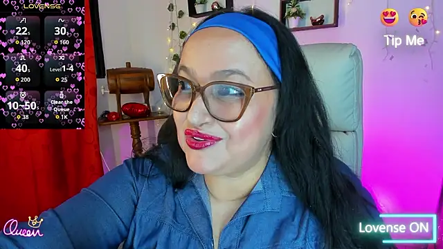 Gia Nahomi online show from 03/22/26, 09:49