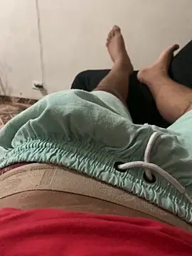 VouchingLagging online show from 10/28/25, 03:07