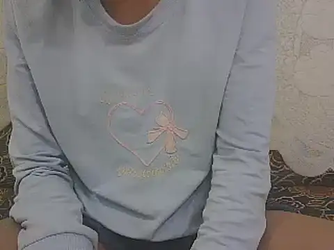 Snapshot of manisha_baby chatting on 12/21/24, 09:12 manisha baby online show from 12/21/24, 09:12