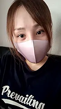 Snapshot of airi_3x chatting on 10/08/25, 12:34 airi 3x online show from 10/08/25, 12:34