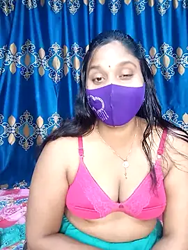 Snapshot of Hot_Maleka chatting on 03/11/25, 01:12 Hot Maleka online show from 03/11/25, 01:12