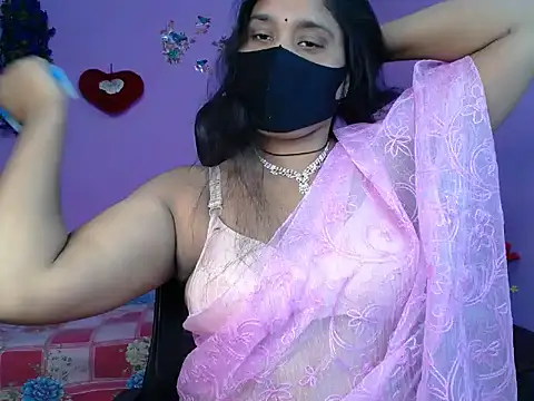 Hot Maleka online show from 05/09/26, 04:43