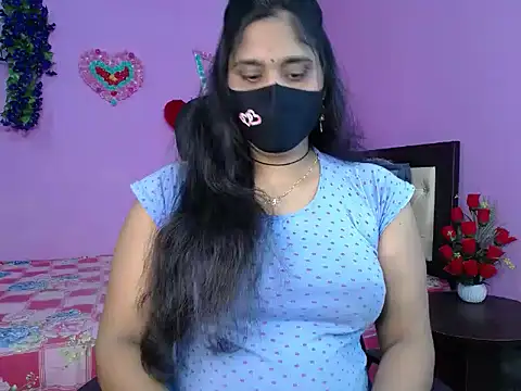 Hot Maleka online show from 04/04/26, 04:35