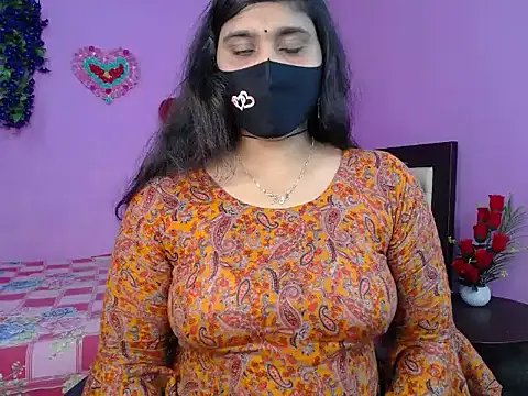 Hot Maleka online show from 04/01/26, 04:48