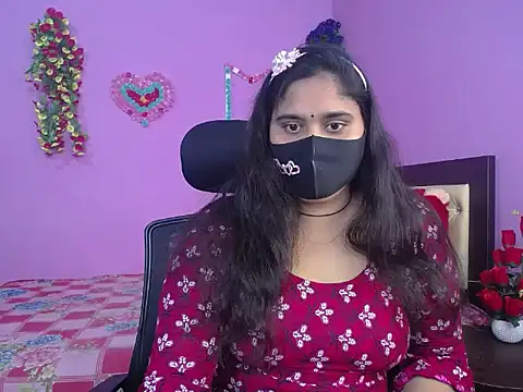 Hot Maleka online show from 01/11/26, 02:24