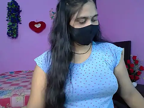 Hot Maleka online show from 04/23/26, 04:41