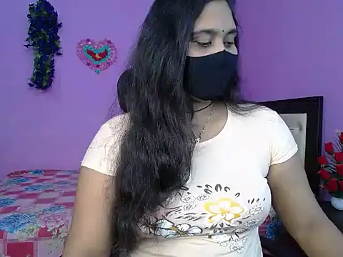 Hot Maleka online show from 04/12/26, 05:05