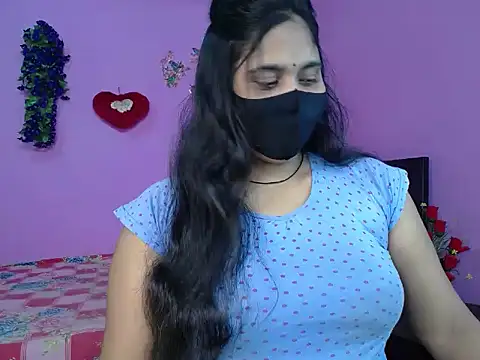 Hot Maleka online show from 04/18/26, 04:42