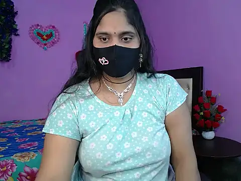 Hot Maleka online show from 03/24/26, 04:40