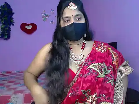 Hot Maleka online show from 05/08/26, 04:44
