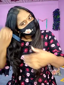 Hot Maleka online show from 11/25/25, 01:28