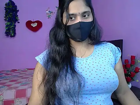 Hot Maleka online show from 04/29/26, 05:30