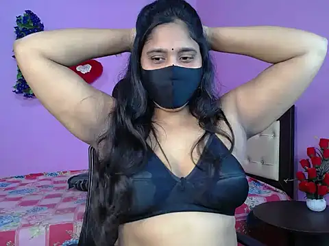 Hot Maleka online show from 04/18/26, 07:07