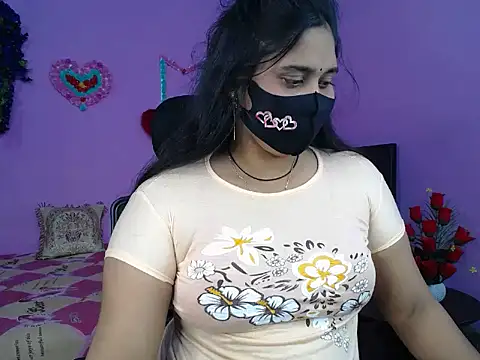 Hot Maleka online show from 03/04/26, 04:59