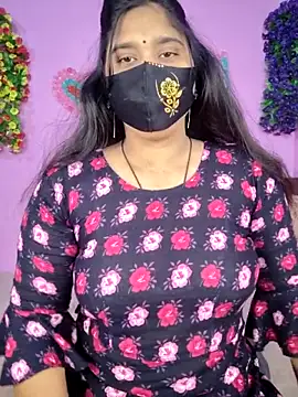 Hot Maleka online show from 12/19/25, 01:20