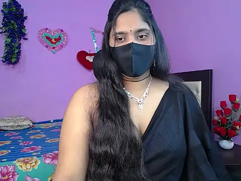 Hot Maleka online show from 03/28/26, 04:30