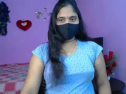 Hot Maleka online show from 04/30/26, 04:36