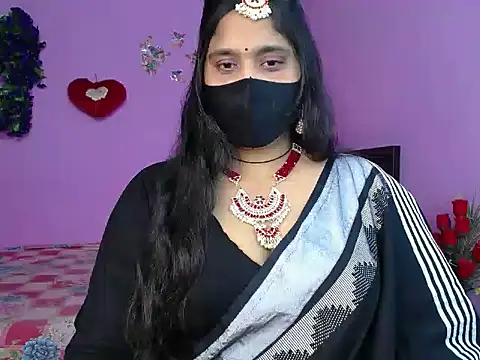 Hot Maleka online show from 05/04/26, 04:43