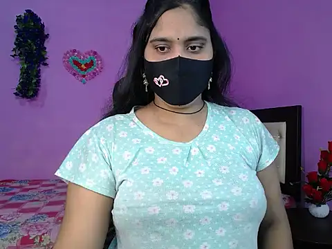 Hot Maleka online show from 04/08/26, 01:40