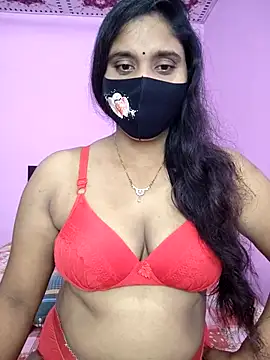 Snapshot of Hot_Maleka chatting on 10/14/25, 02:39 Hot Maleka online show from 10/14/25, 02:39