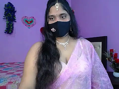 Hot Maleka online show from 04/08/26, 04:41