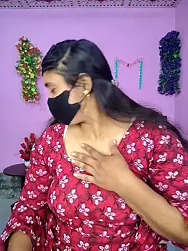 Hot Maleka online show from 11/08/25, 03:48