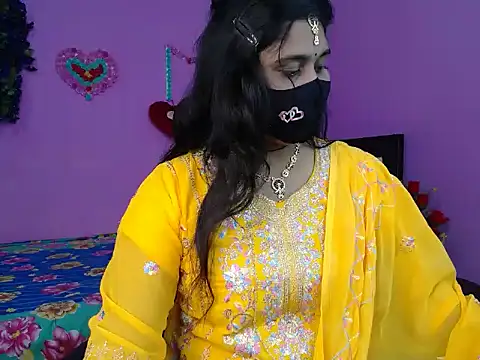 Hot Maleka online show from 03/23/26, 04:40