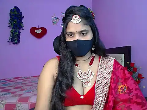 Hot Maleka online show from 05/12/26, 04:46
