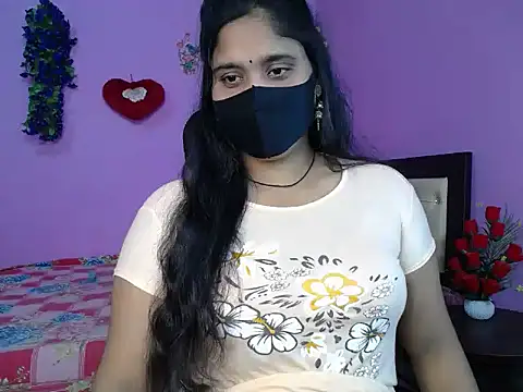 Hot Maleka online show from 04/19/26, 06:10