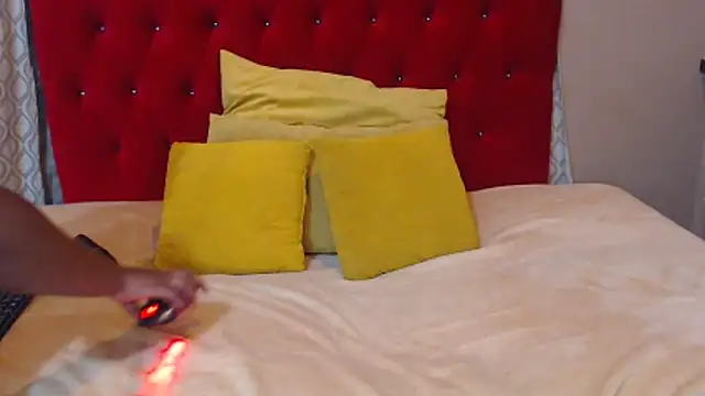 sexychocolatbox10 online show from 03/13/26, 06:51