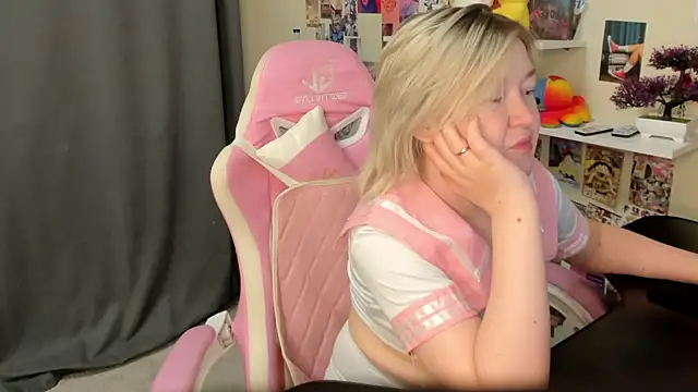 Sara Robinson online show from 07/01/26, 02:56