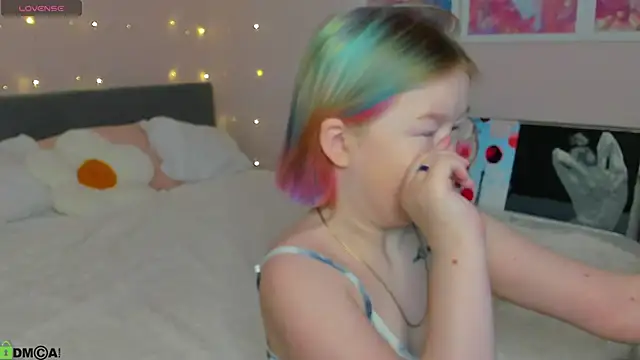 Sara Robinson online show from 02/01/26, 02:32